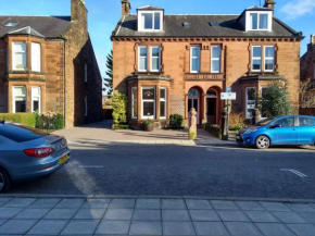 Lindean Guest House, Dumfries